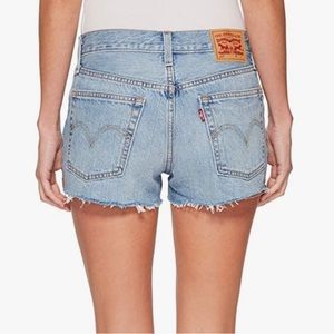 Levi’s 501 mid rise Jean shorts